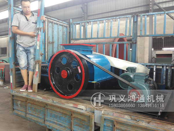 400X400对辊破碎机发往辽宁锦州2