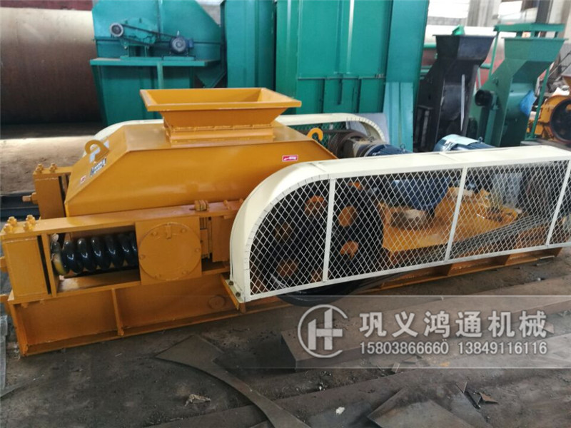 800×600对辊破碎机发往安徽合肥